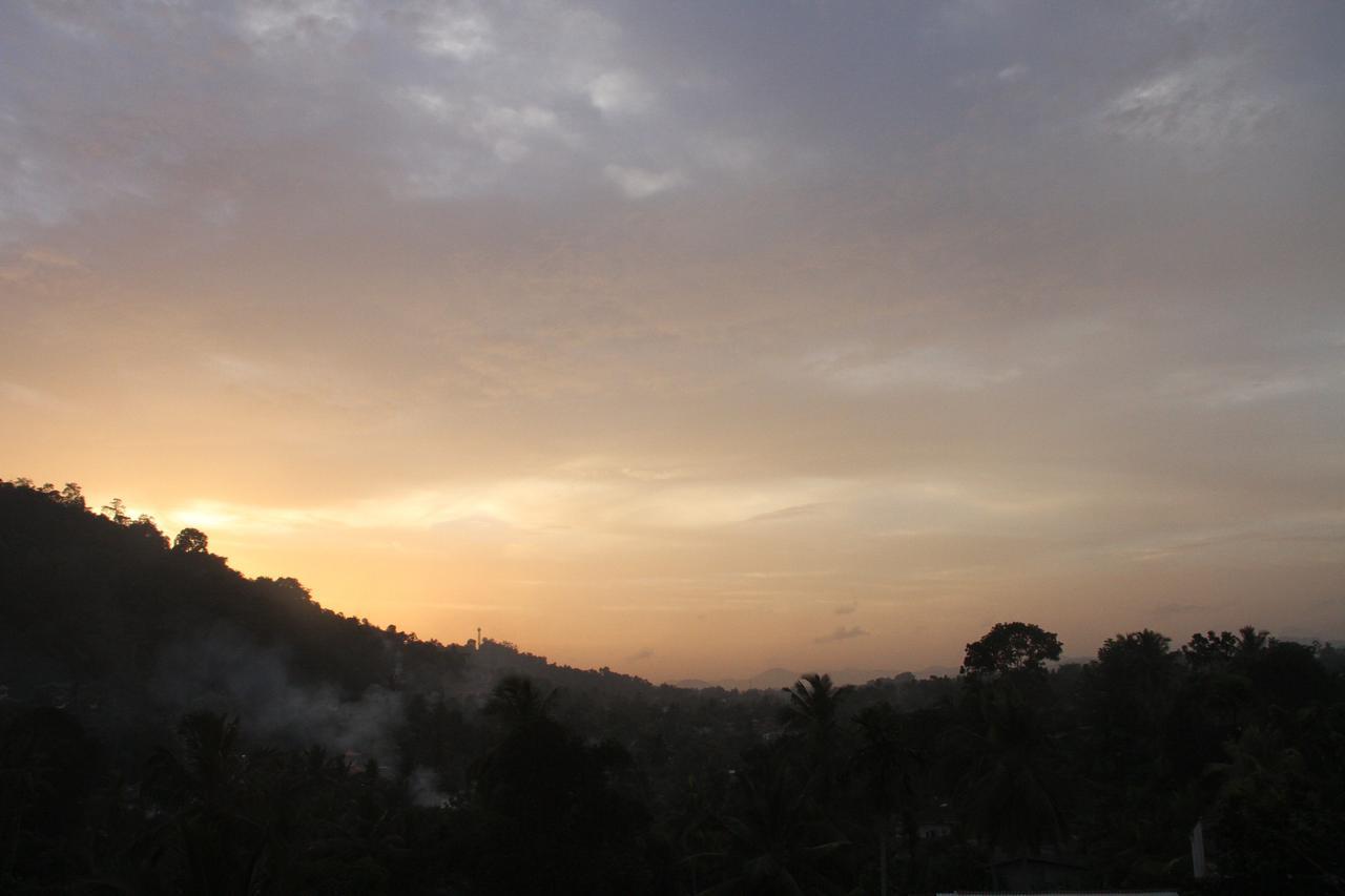 Slightly Chilled Forest Villa Sirimalwatta Exterior photo