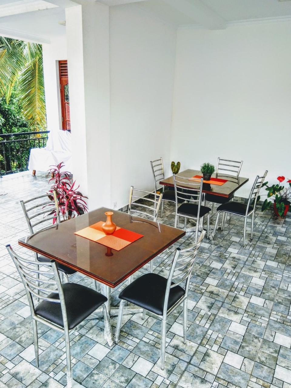 Slightly Chilled Forest Villa Sirimalwatta Exterior photo